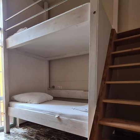 סלוניקי Jetpak Alternative Eco Hostel מראה חיצוני תמונה